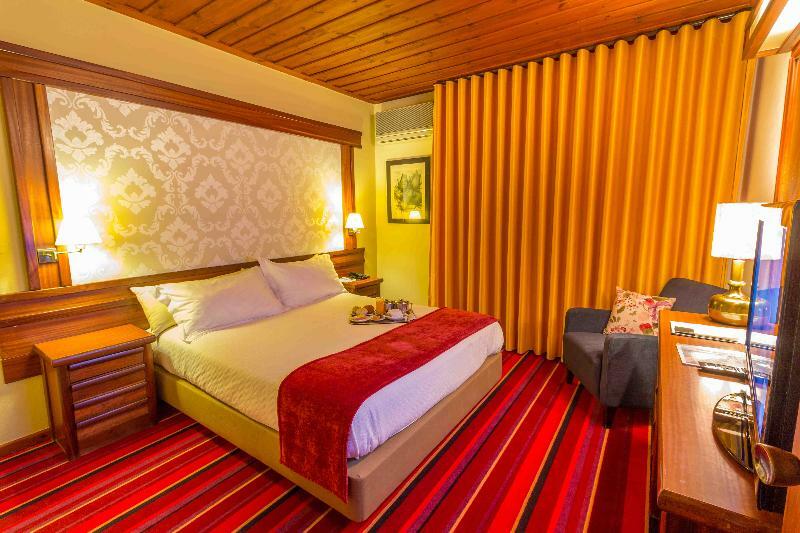 Hotel Eurosol Seia Camelo Extérieur photo